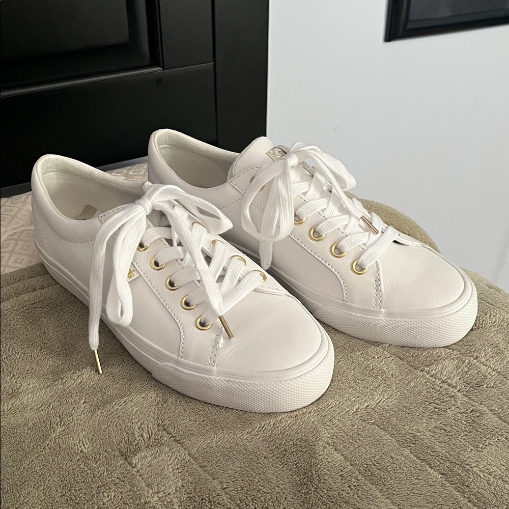🌻 HOST PICK 🌻 🦙 Keds Jump Kick White Leather Sneakers 🦙 - Picture 2 of 5